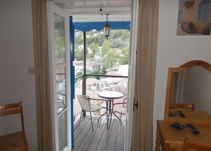 Hotel Elyssia Pedhoulas